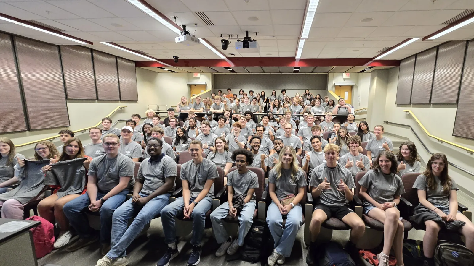 Group picture in lecture hall